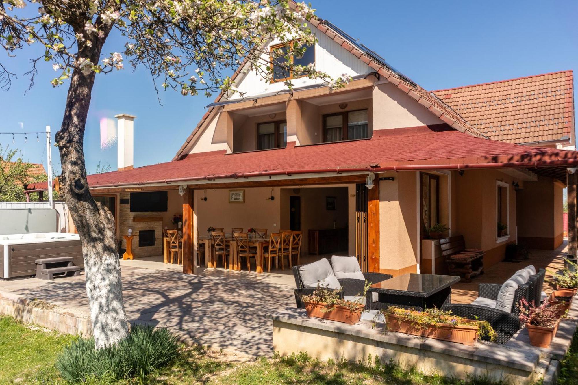 Vila Crisalia Sibiel -Sibiu (Adults Only) Exterior photo
